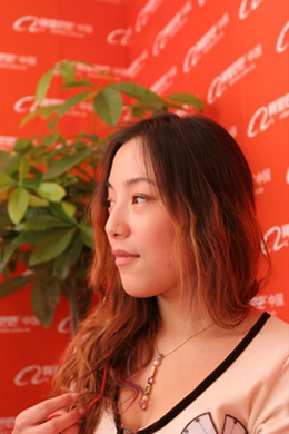 与美女网商达贝妮零距离实录(下) 资讯
