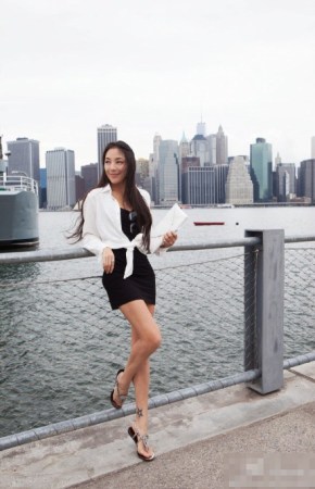 美女ceo谈裸照门:与韩寒是朋友 陆川帮我想办法